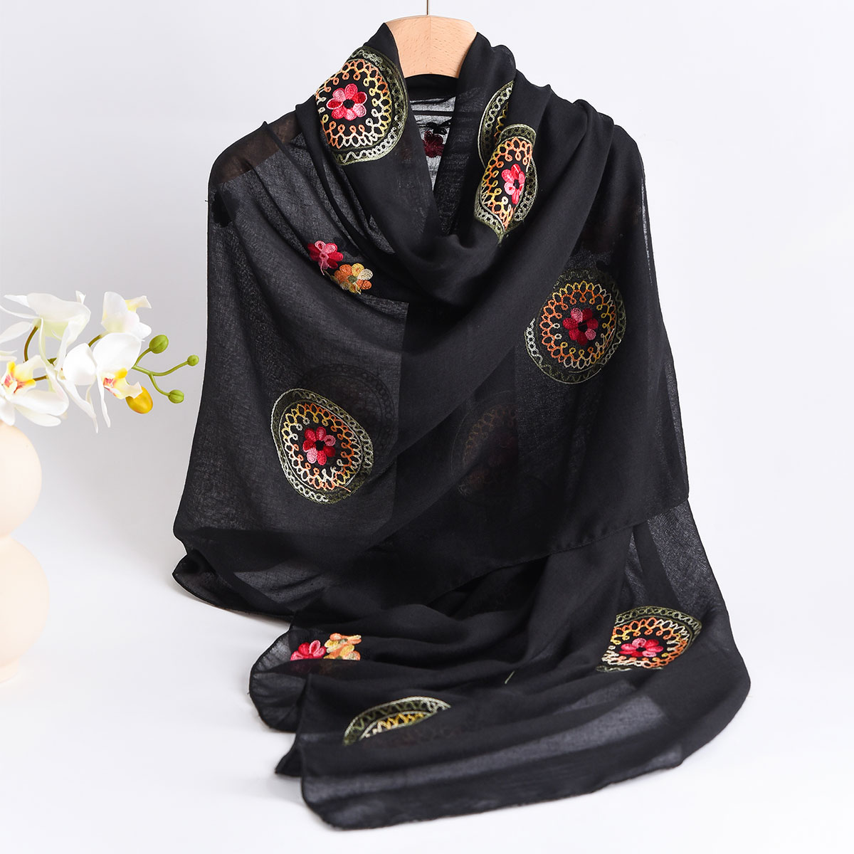 夏の新軽量通気性コットンとリネン刺繍スカーフエスニックスタイ - New Ethnic Fashion のレビューと価格