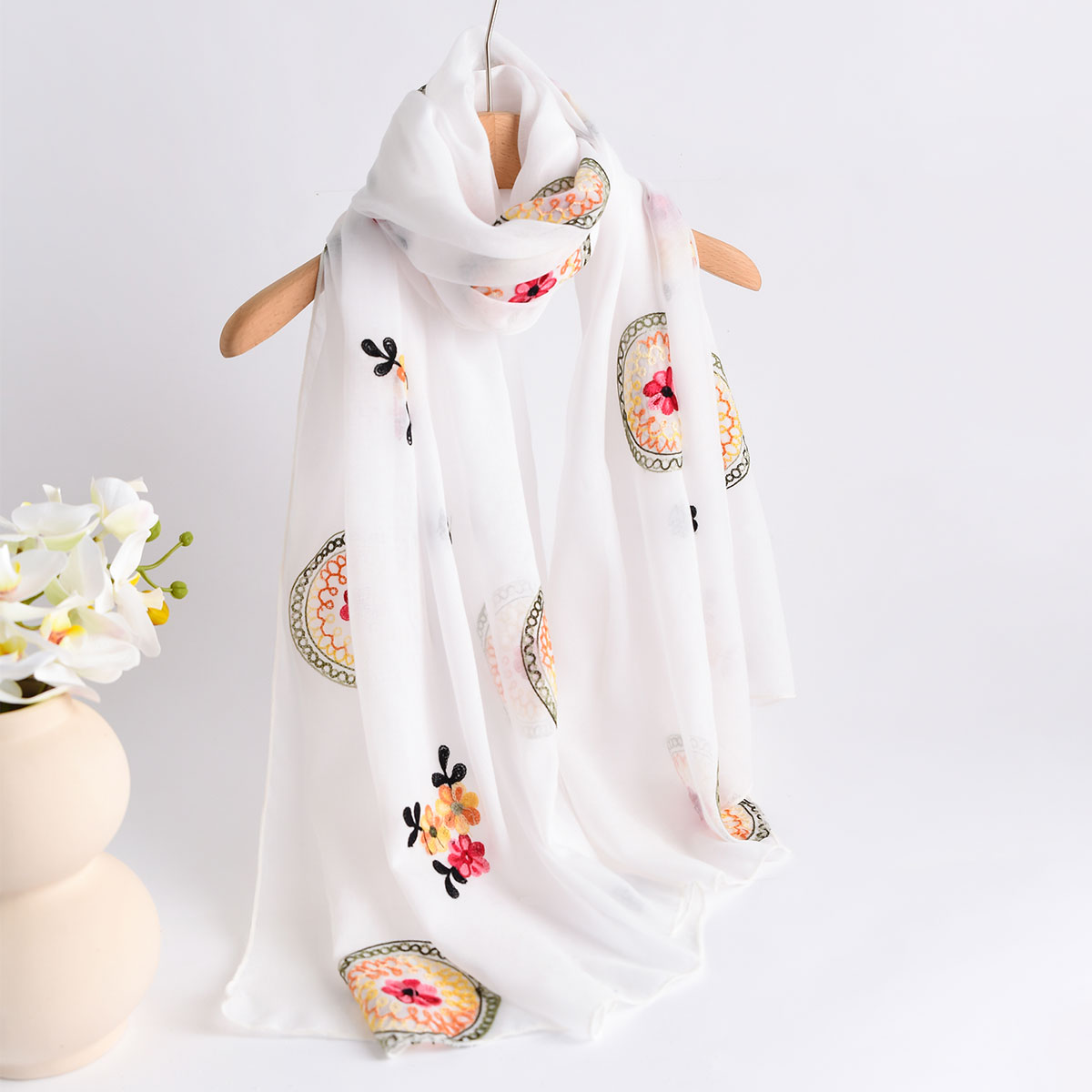 夏の新軽量通気性コットンとリネン刺繍スカーフエスニックスタイ - New Ethnic Fashion のレビューと価格